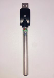 Delta-8-THC-Kratom-Vape-pen-charger